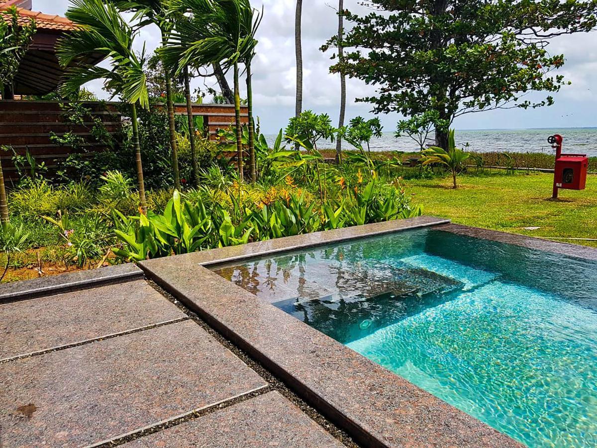 Niraamaya Wellness Retreats Backwaters And Beyond Kumarakom Luaran gambar