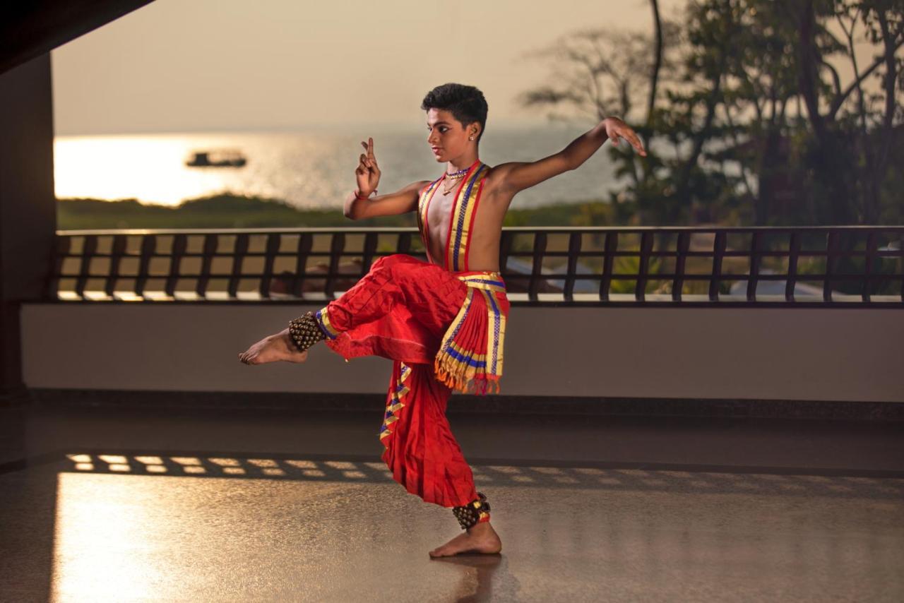 Niraamaya Wellness Retreats Backwaters And Beyond Kumarakom Luaran gambar