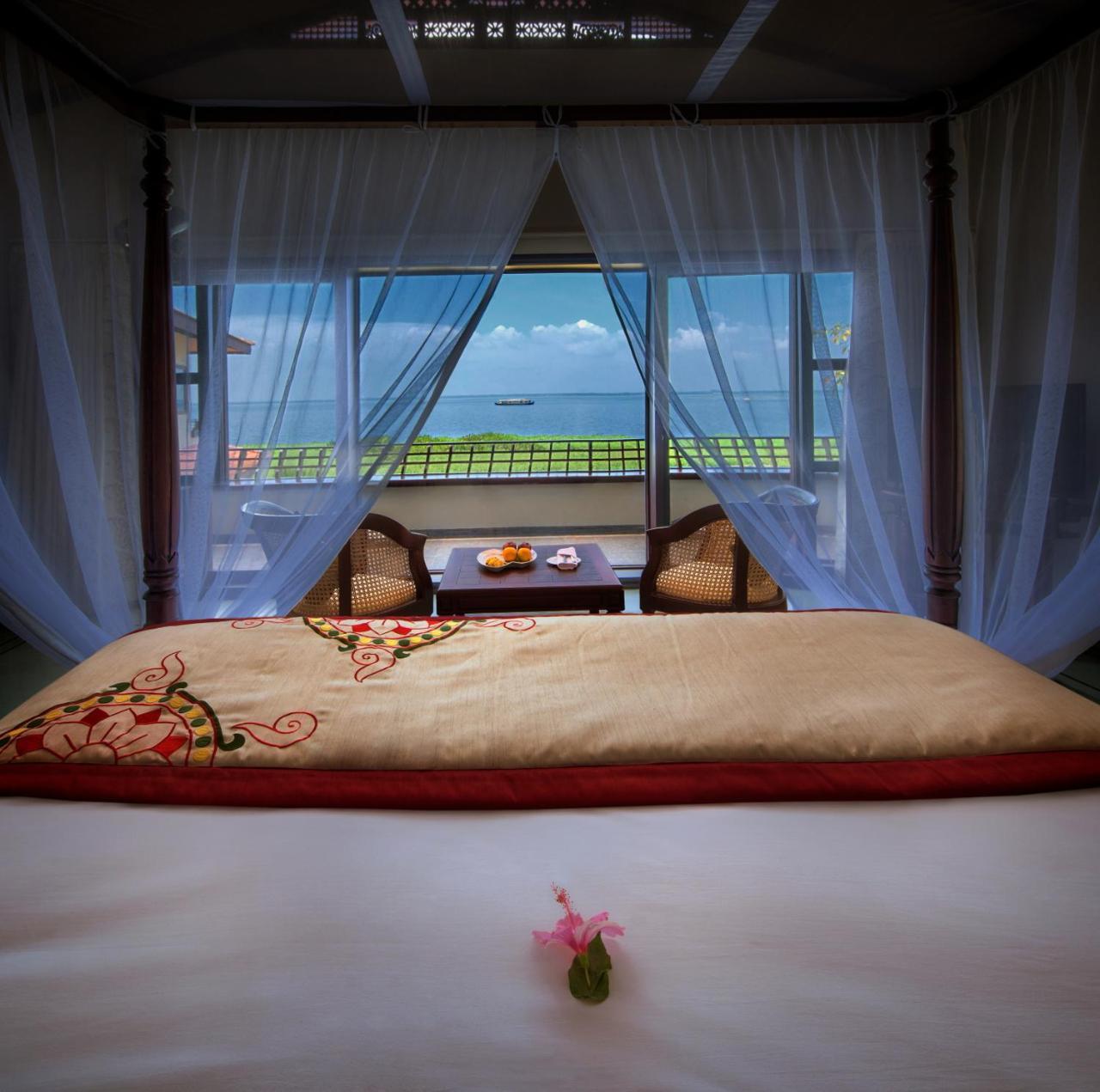 Niraamaya Wellness Retreats Backwaters And Beyond Kumarakom Luaran gambar